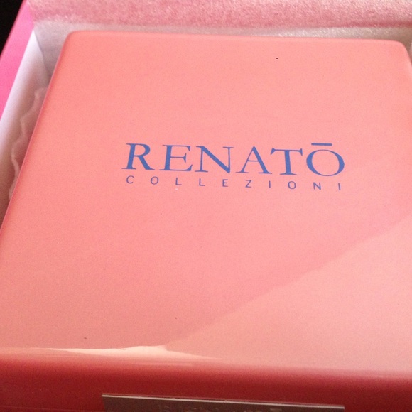 Renato woman’s petite watch limited edition #17 of only 25 made - Picture 2 of 3